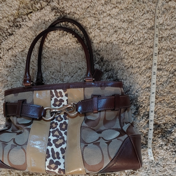 Coach Hamptons Signature Carryall Handbag F13072 - Picture 10 of 16